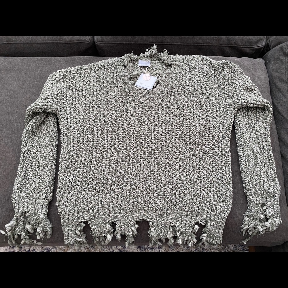 Women’s Distressed Green Sweater